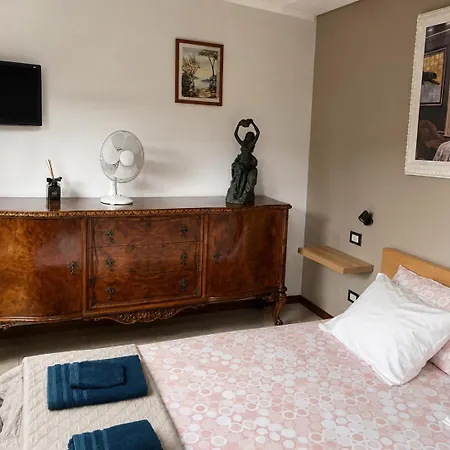 Acomodação com café da manhã  Vinea Prisca - Bergamo Hill *